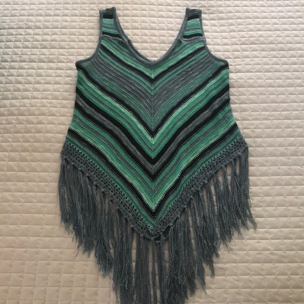 Boho fringe sleeveless sweater